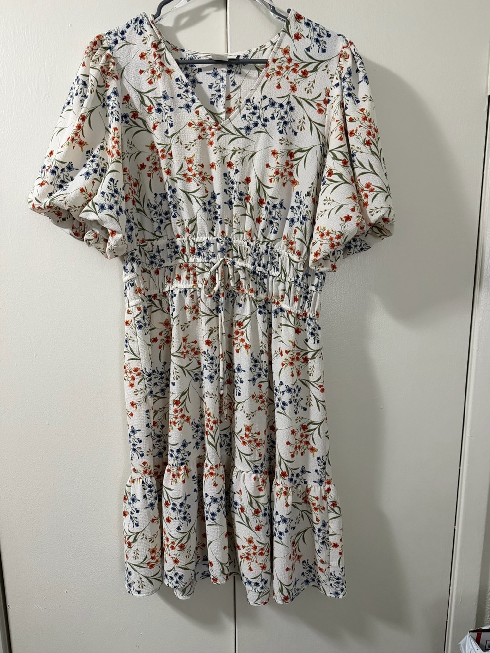 Floral V-Neck Midi Dress with Puff Sleeves — White with Blue & Red Print